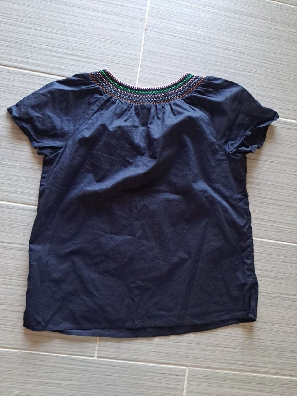 Talbots Petites Navy Heavily Embroidered Floral Blouse M/P Cotton Short Sleeve - Picture 9 of 10